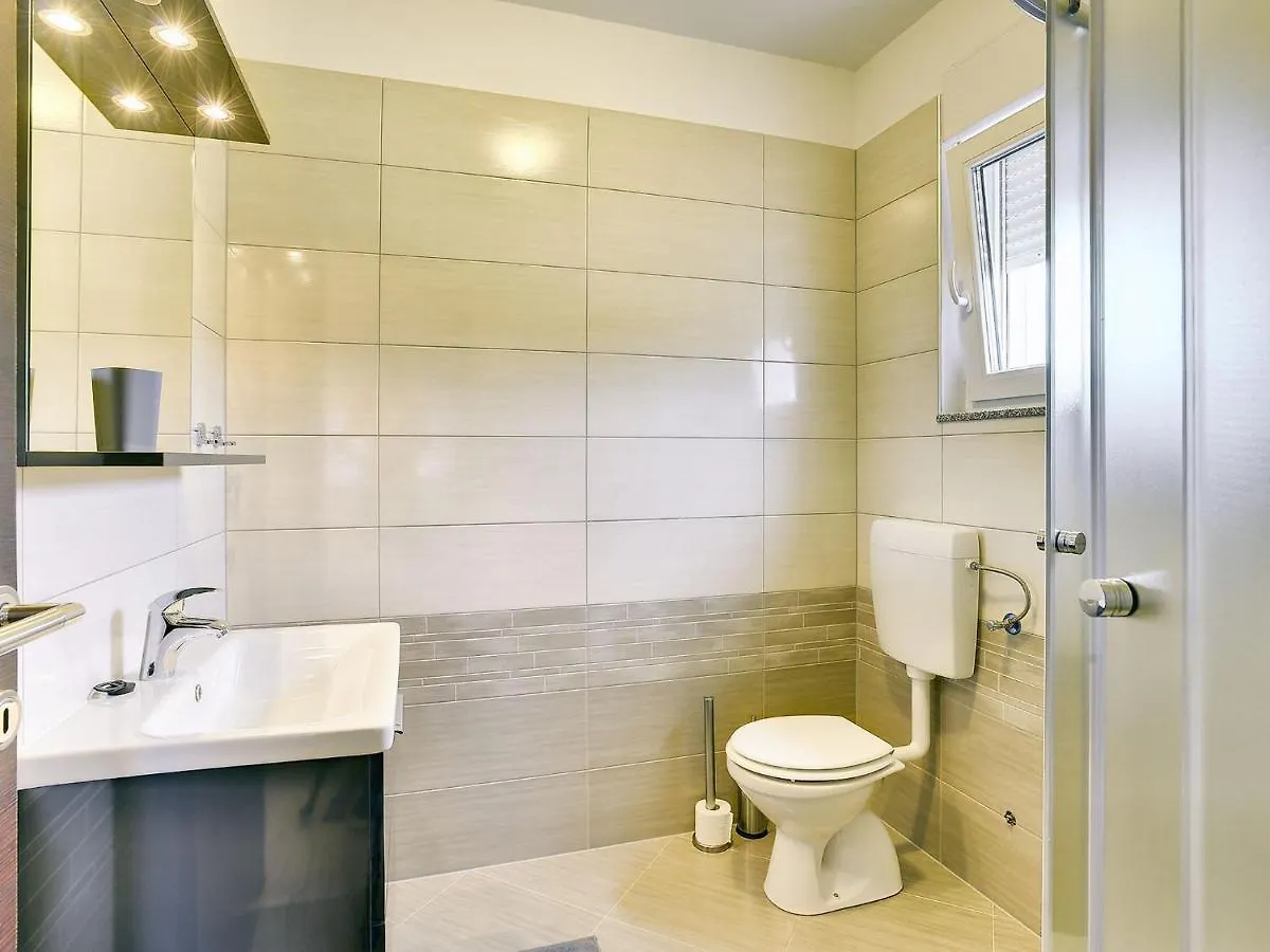 Villa With Pool 1 Km From The Beach Rebici 0*,