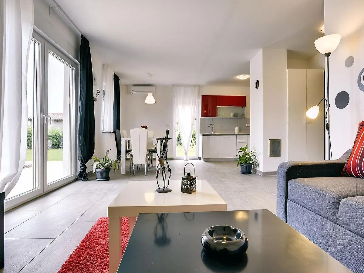Villa With Pool 1 Km From The Beach Rebici Croatia